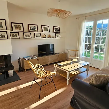 Jolie Maison à 200m De La De Lérat