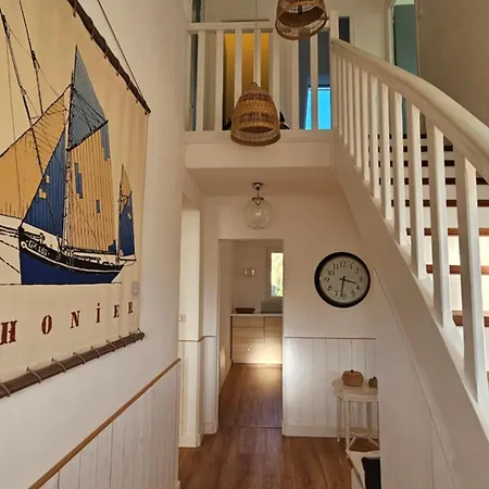 Casa vacanze Jolie Maison à 200m De La De Lérat *