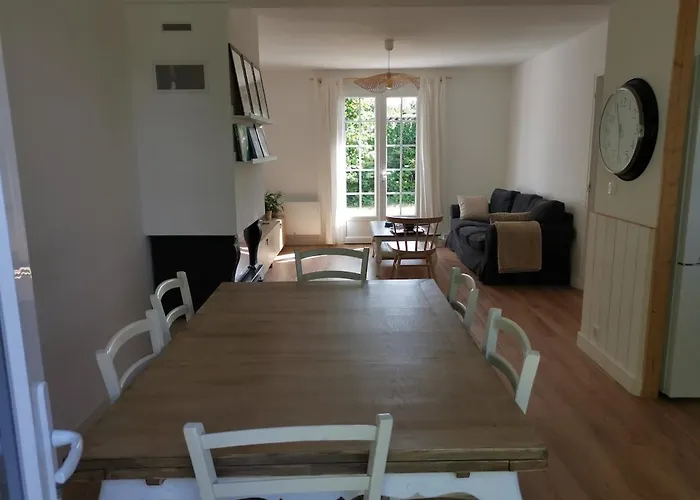 펜션 Jolie Maison A 200m De La De Lerat *